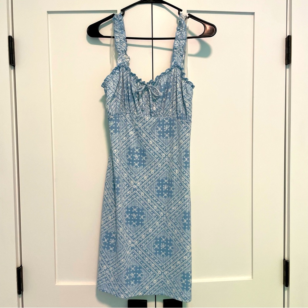 🩵🤍 LILY BLEU DRESS 🤍🩵